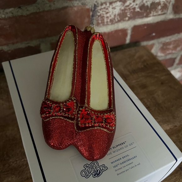 Keepsake hallmark 100 years ruby slippers - Picture 4 of 8